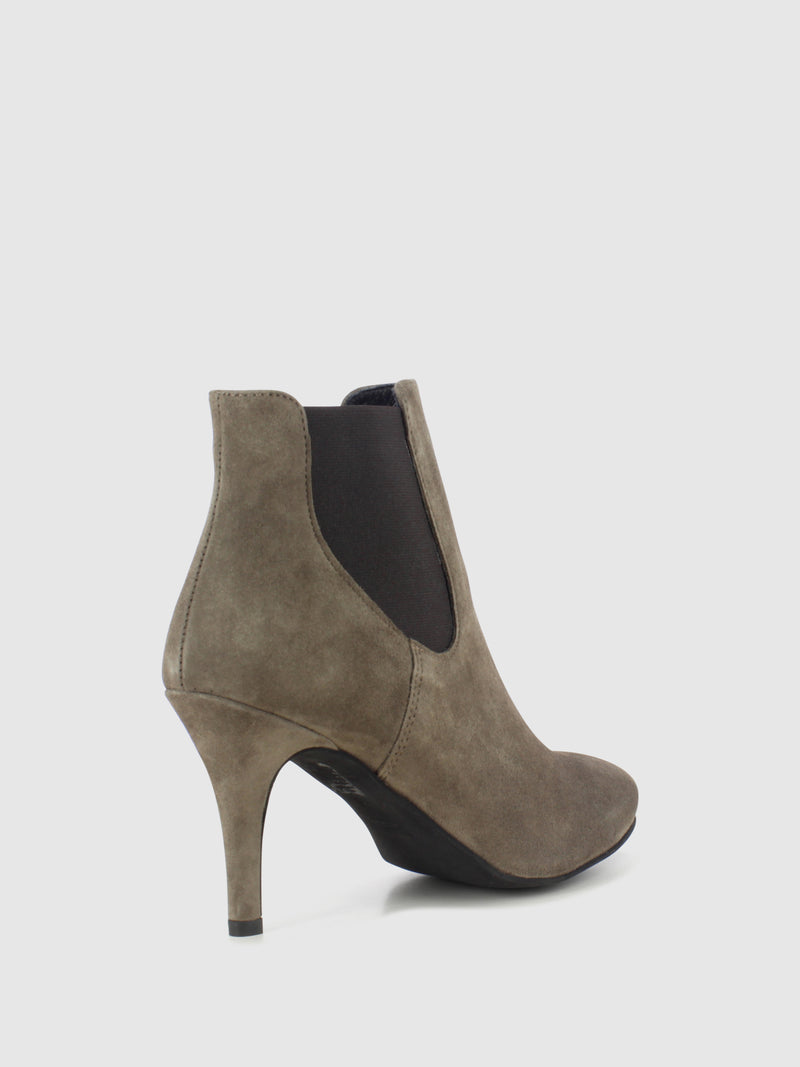 Foreva Wheat Elasticated Ankle Boots