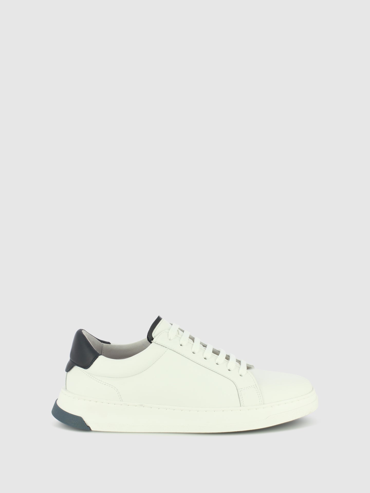 Foreva Sapatos com Atacadores em Branco
