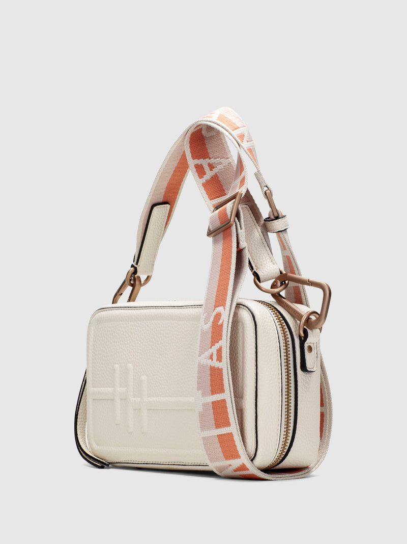 Hispanitas Clutch em Branco Cru