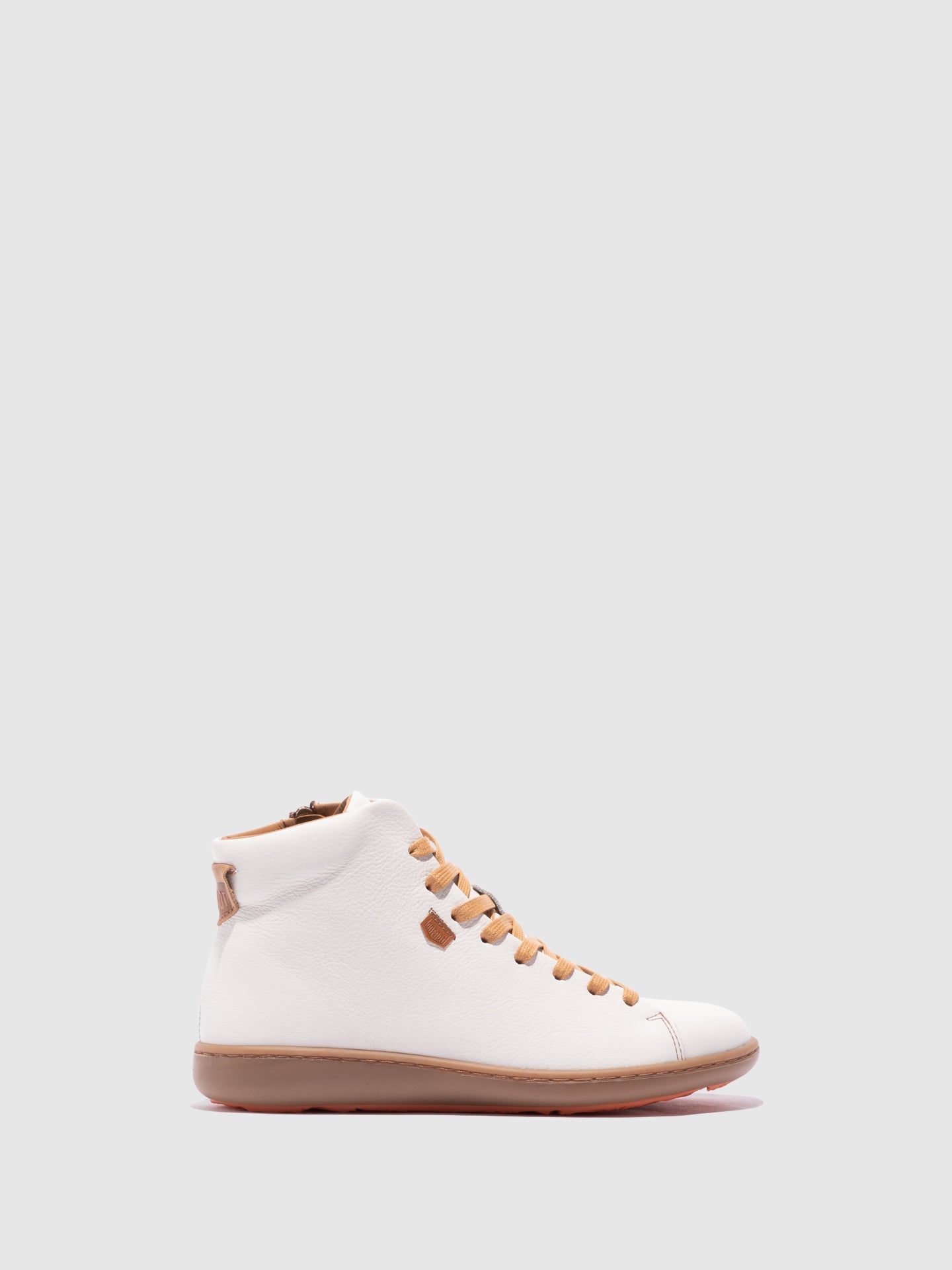 On Foot Botins com Atacadores em Branco