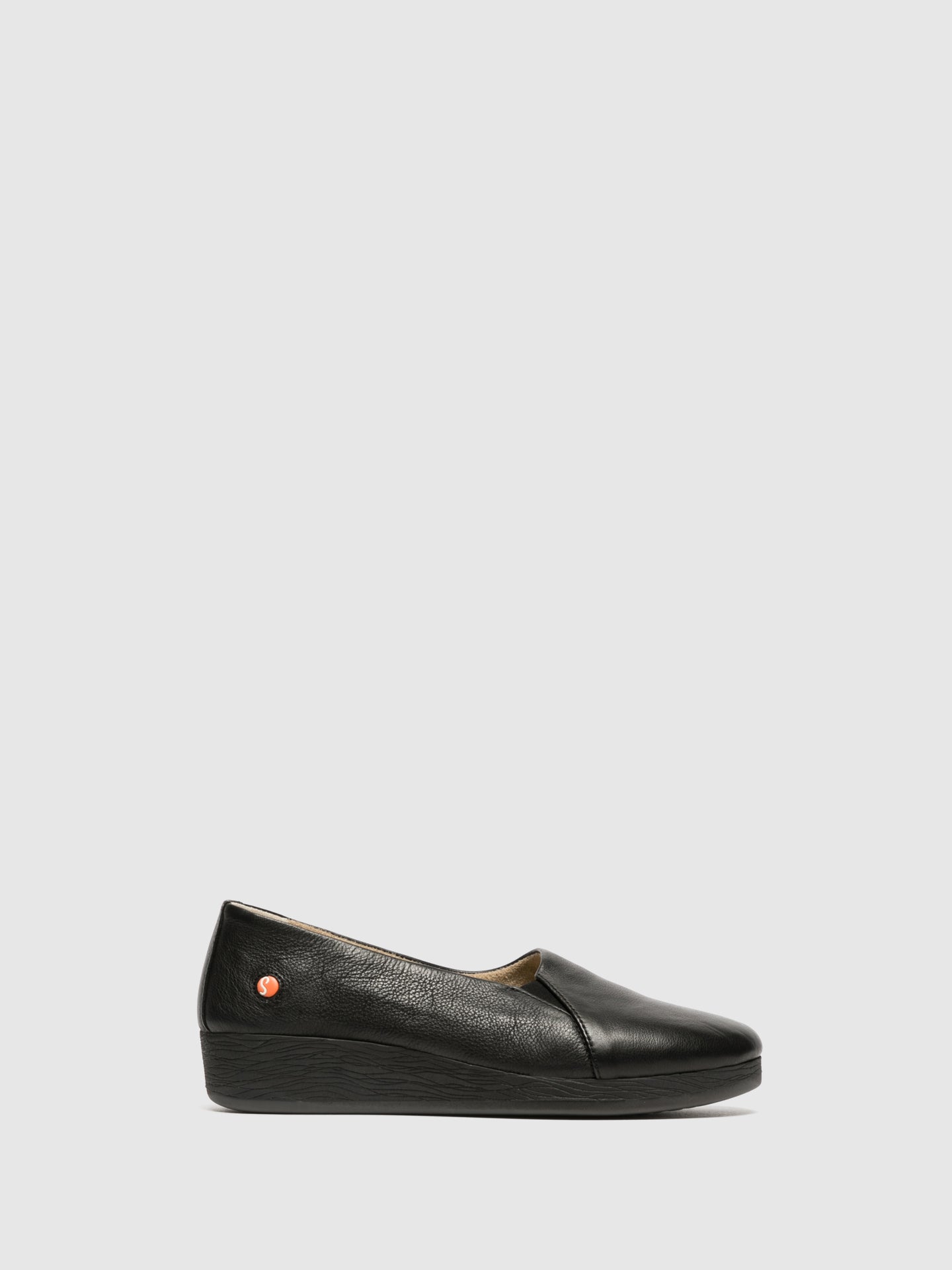 Softinos Sapatos com Cunha em Preto