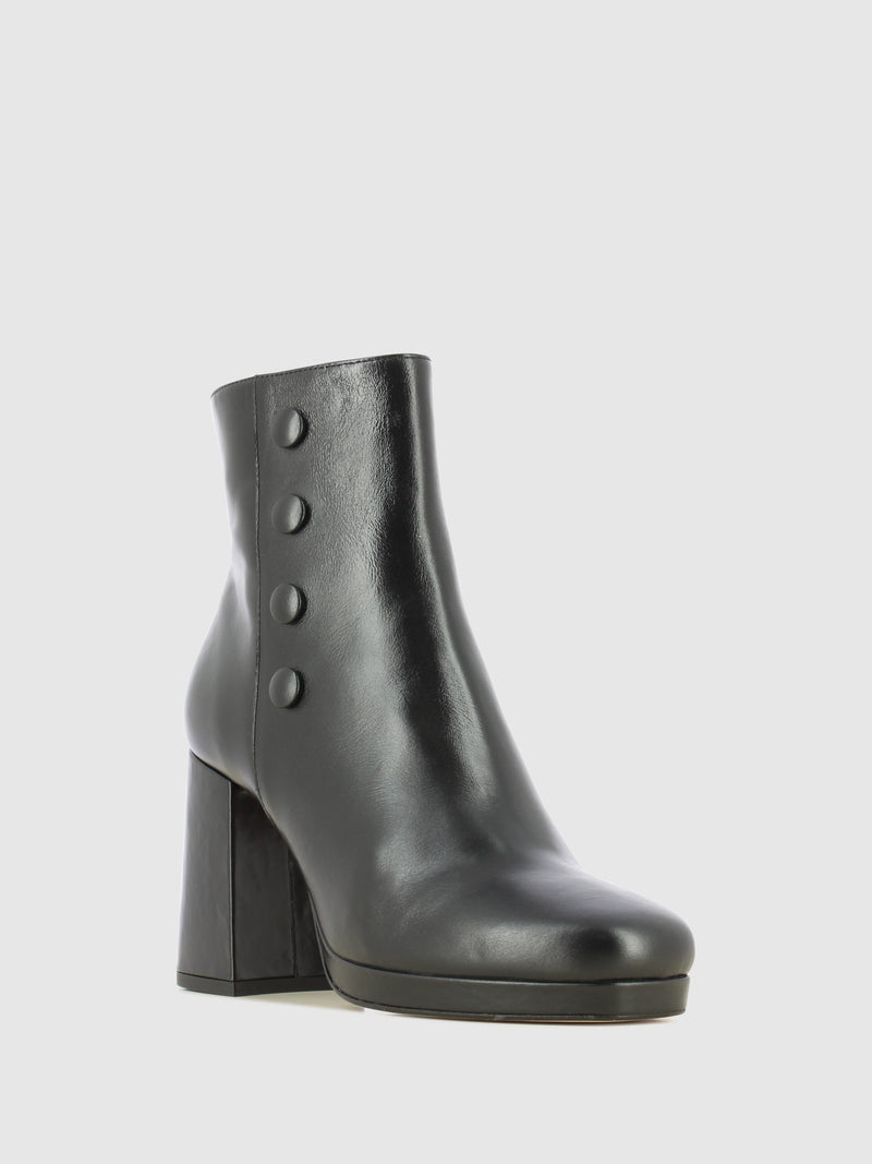 Sofia Costa Botins com Fecho em Preto