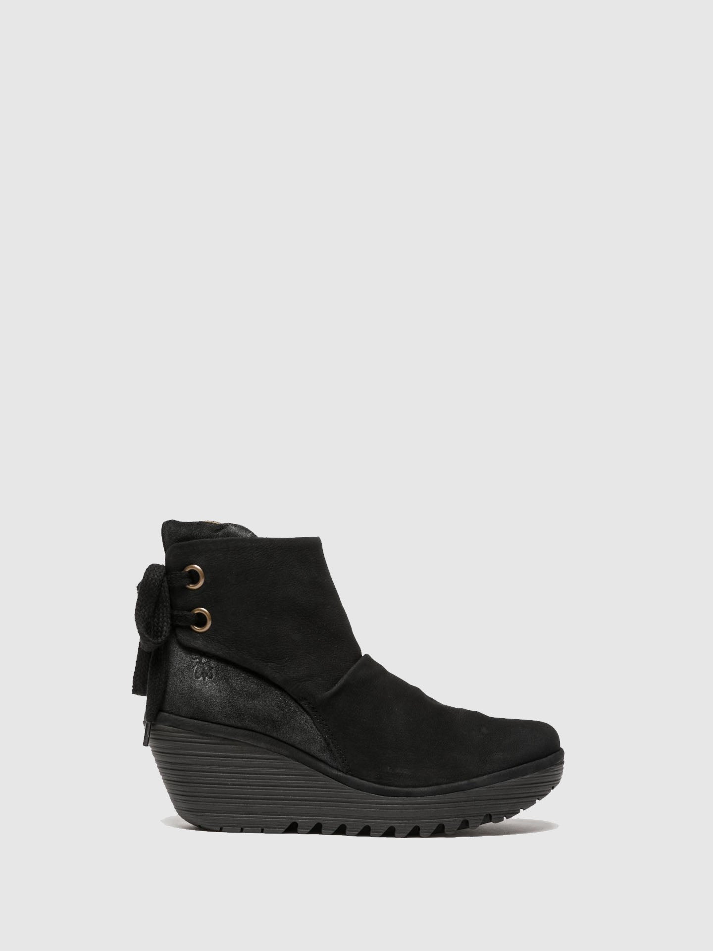 Fly London Botins de Cunha em Preto