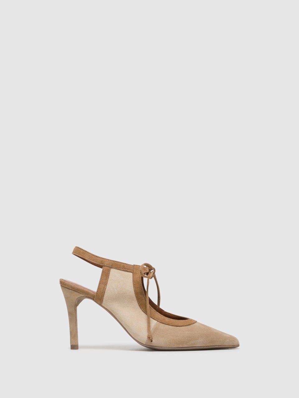Foreva Sapatos Pontiagudos em Bege