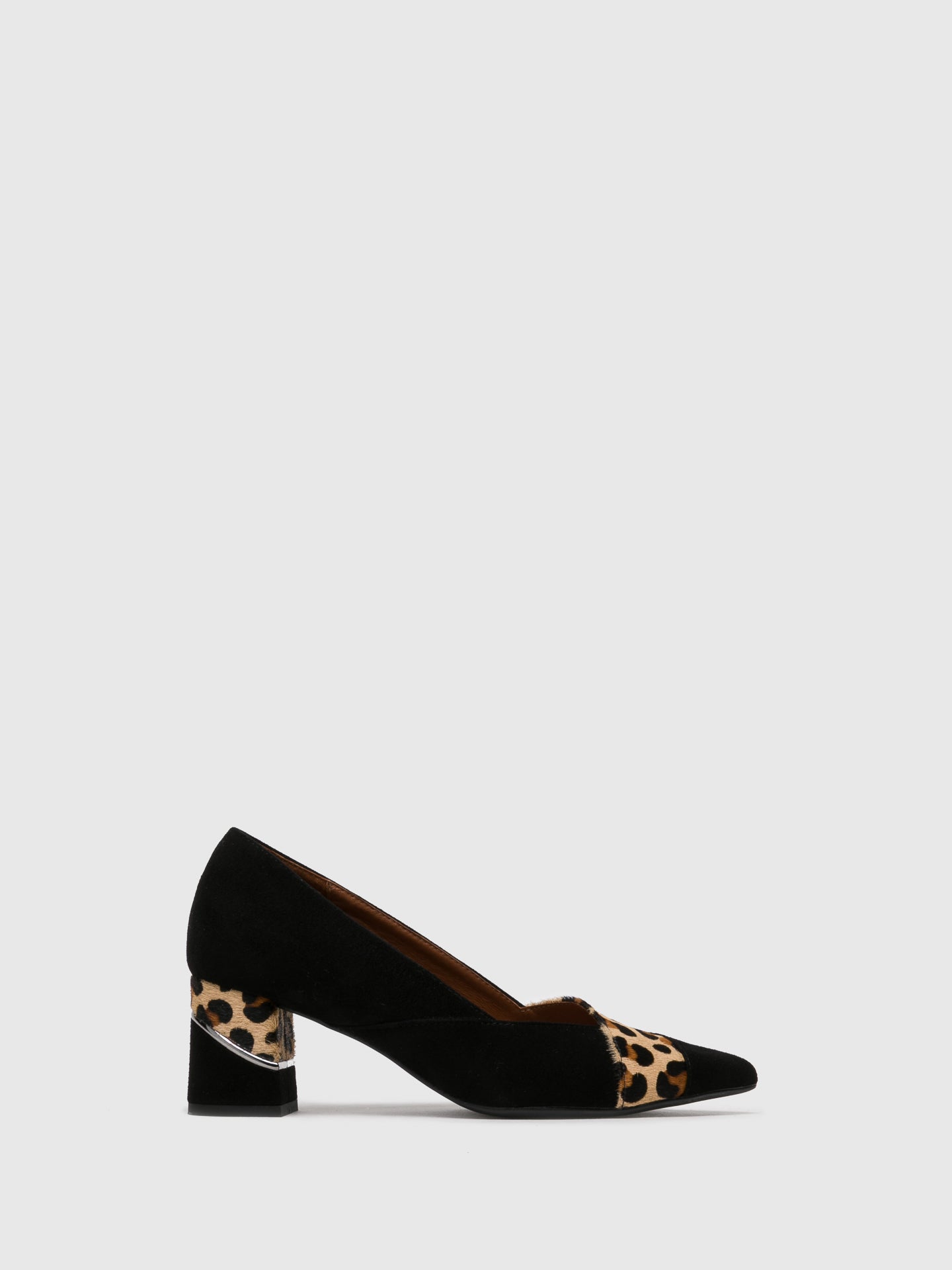 Foreva Sapatos Pontiagudos em Preto