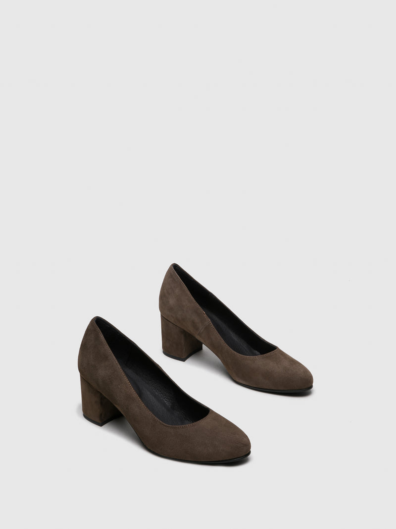 Foreva Sapatos com Ponta Redonda em Castanho Trigo