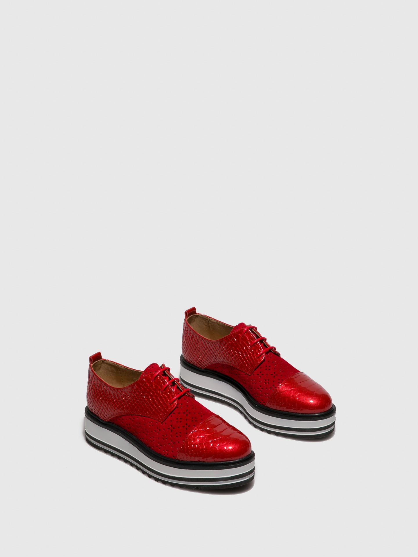 Foreva Sapatos com Atacadores em Vermelho
