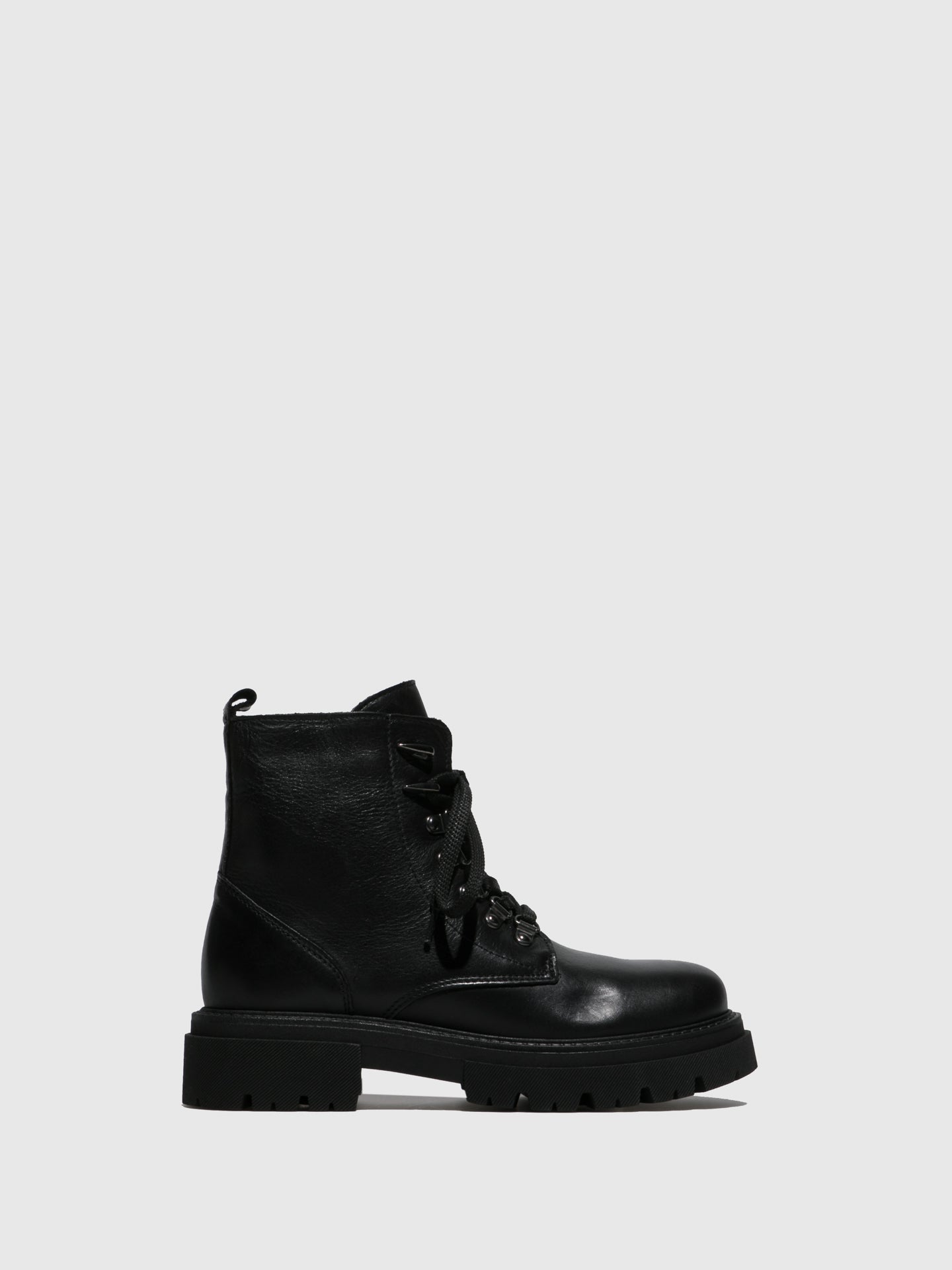 Fungi Botas com Atacadores em Preto